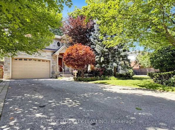 50 Bonnyview Dr, Toronto, ON M8Y 3G6