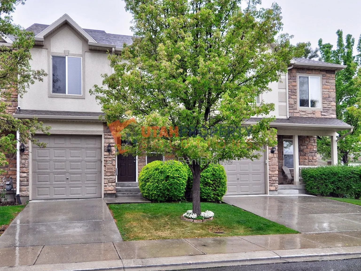 3 bed, 2.5 bath, 2215 sqft, $2,295 — Photo 2