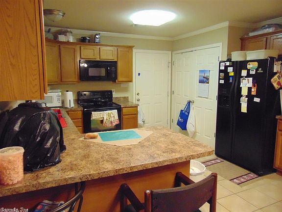2nd image of 8111 Oxford Valley Dr