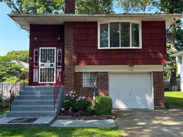 135 Carolina Avenue, Hempstead, NY 11550