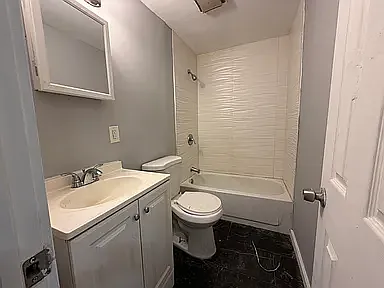 Building Photo - 99 Brookdale Ave #2L
