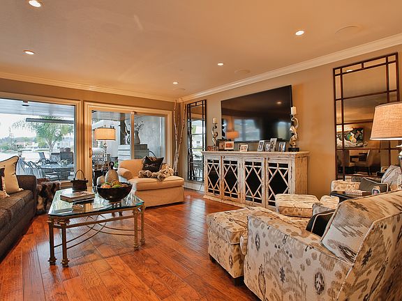 3rd image of 2387 S Windward Cir