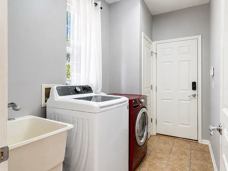 45149 Bartlett Dr — Photo 47