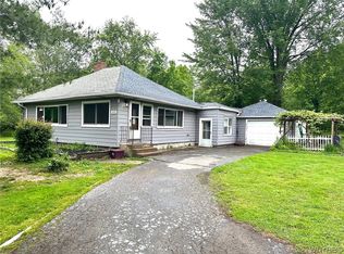 1072 Backus Rd, Derby, NY 14047