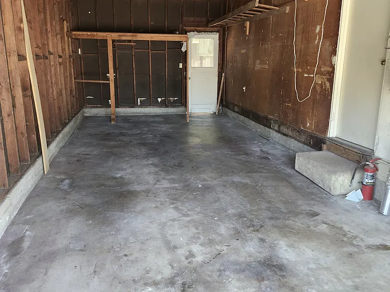 1605 Eastern Ave — Photo 14