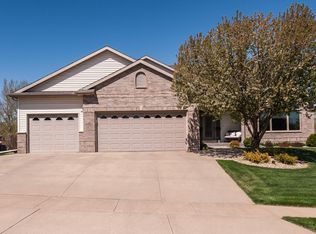 1823 Scenic Point Ln SW, Rochester, MN 55902