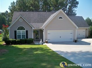 312 Sunset Ridge Dr, Newnan, GA 30263
