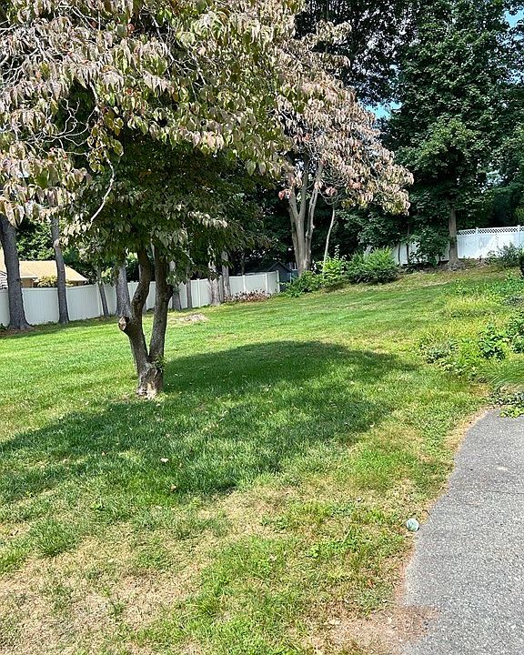 2nd image of 96 Macarthur Rd