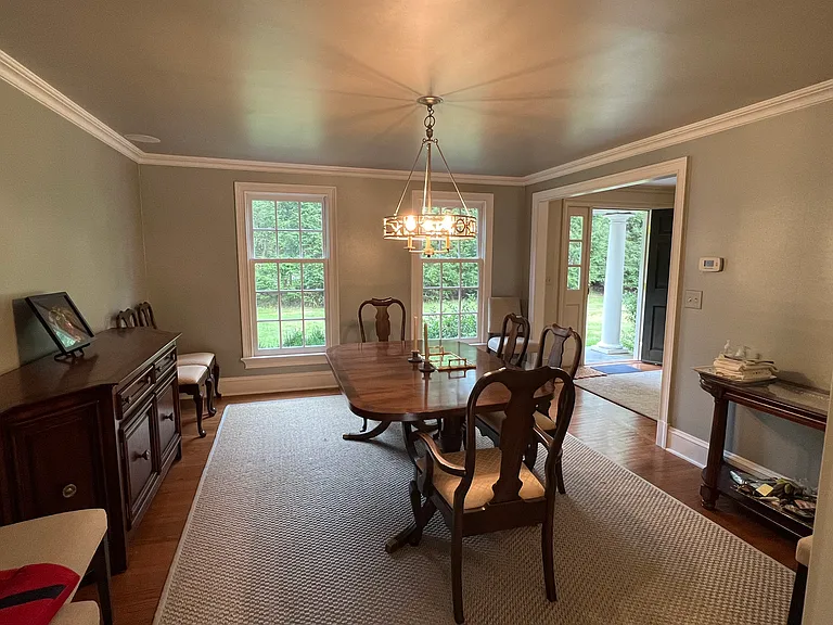 120 Merwins Ln — Photo 16
