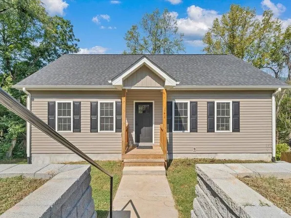 142 Chenault St, Buchanan, VA 24066