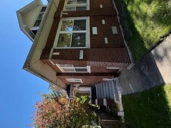 7535 S Calumet Ave, Chicago, IL 60619
