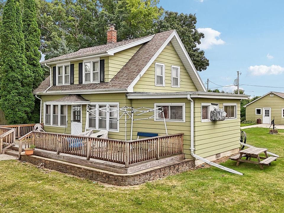 1st image of 912 North Douglas DRIVE