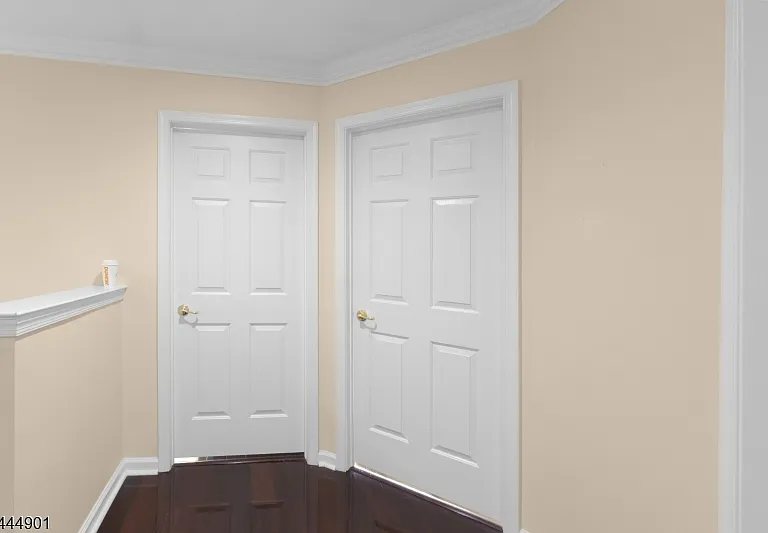 72 Albert Ct — Photo 40