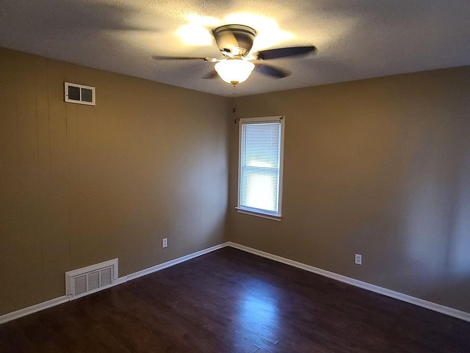 26026 Alger Blvd, Madison Heights, MI 48071 Zillow