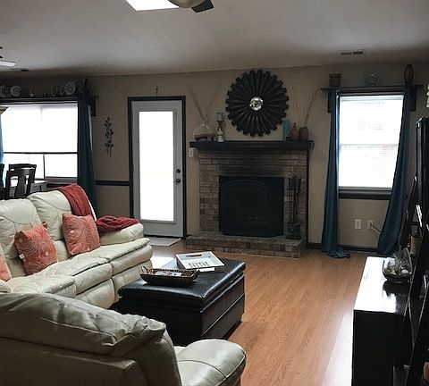 4th image of 1800 Wandsworth Dr