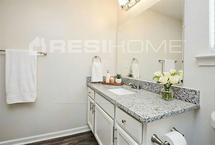 12 Middleton Ct — Photo 10