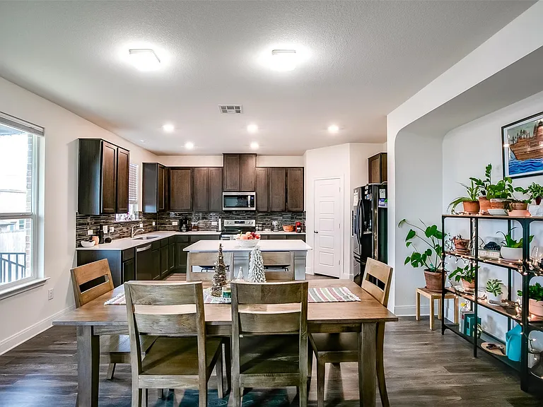 7616 Groundhog Way — Photo 11
