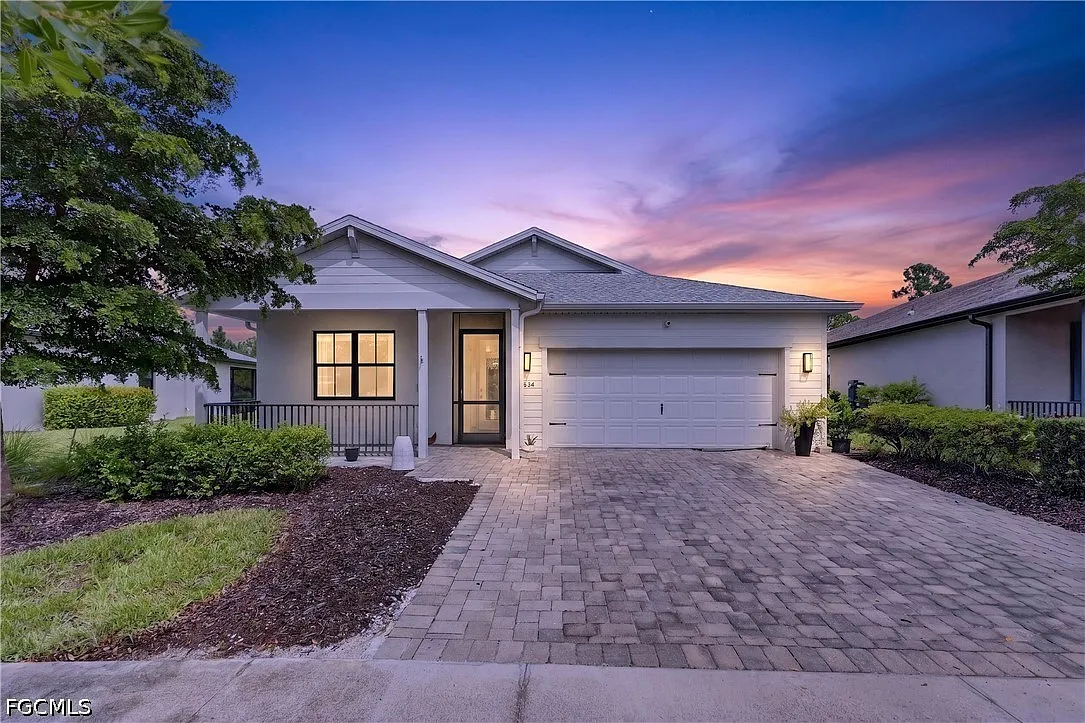 4 bed, 3.0 bath, 2200 sqft, $5,500 — Photo 3