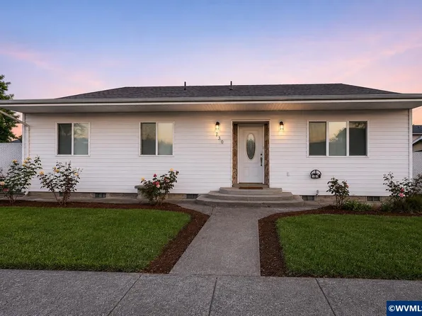 730 Burton St, Harrisburg, OR 97446