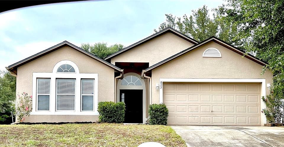 1st image of 833 JAYHIL DRIVE