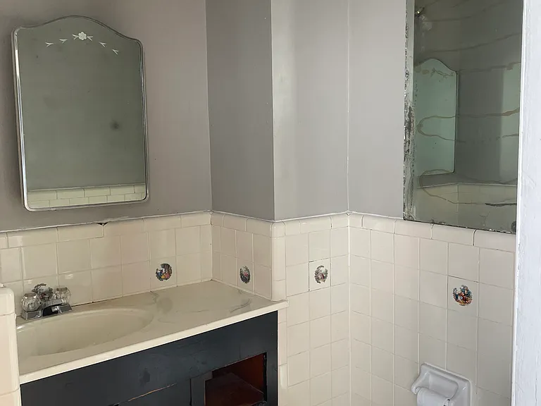 415 S University Ave #6 — Photo 8