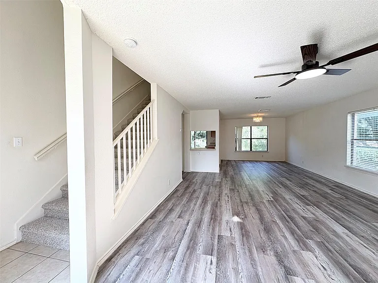 8332 Montoya Cir — Photo 3