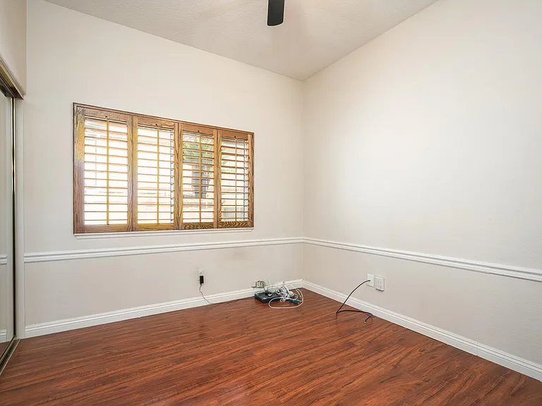 11718 Windcrest Ln — Photo 11