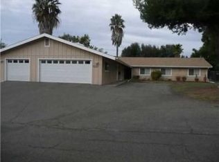 114 Knoll Rd, Vista, CA 92083