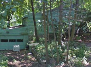 6 Crossover Rd, Fairport, NY 14450