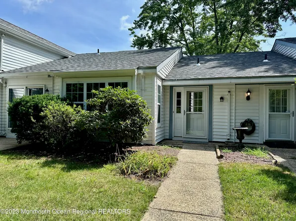 460B Andover Court, Manchester, NJ 08759
