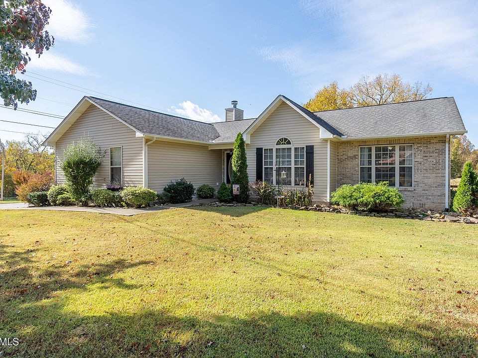 205 Strutt St, Oliver Springs, TN 37840 Zillow