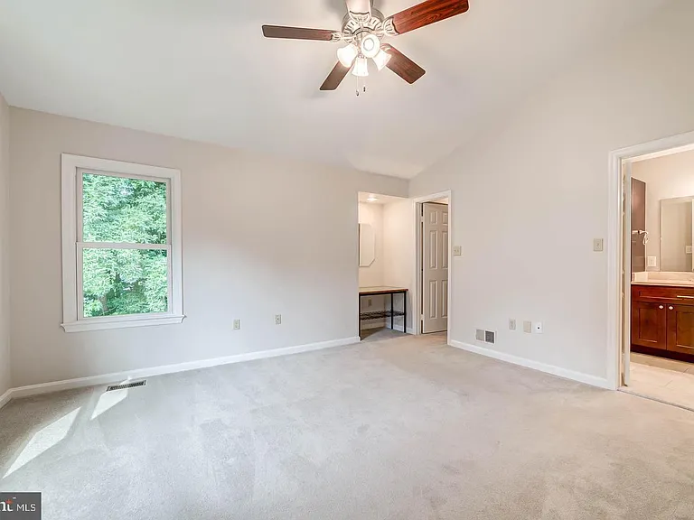 7208 Burton Hill Ct — Photo 15