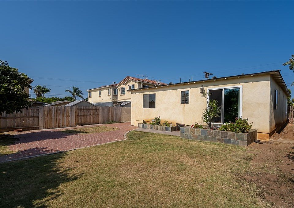 1st image of 2020 Palm Ave