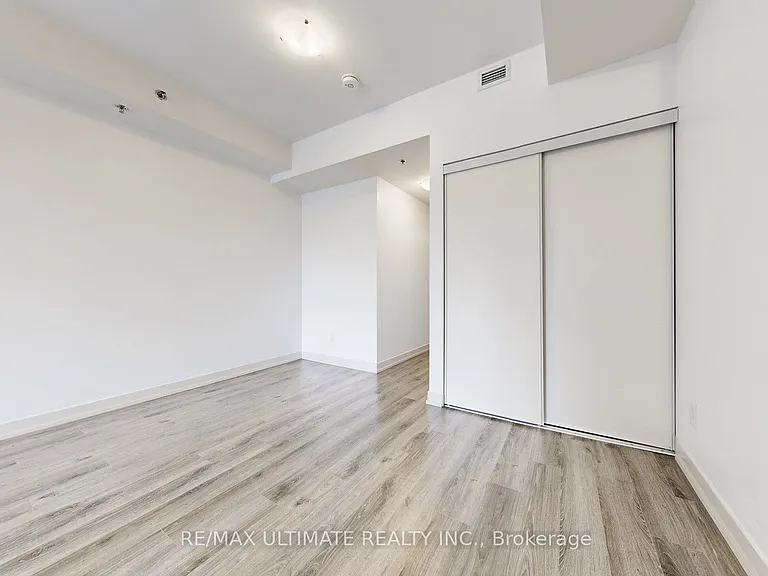 90 Glen Everest Rd #407 — Photo 15