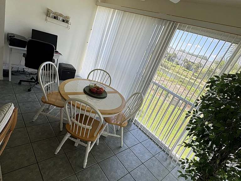 408 Laurel Lake Dr #206 — Photo 8