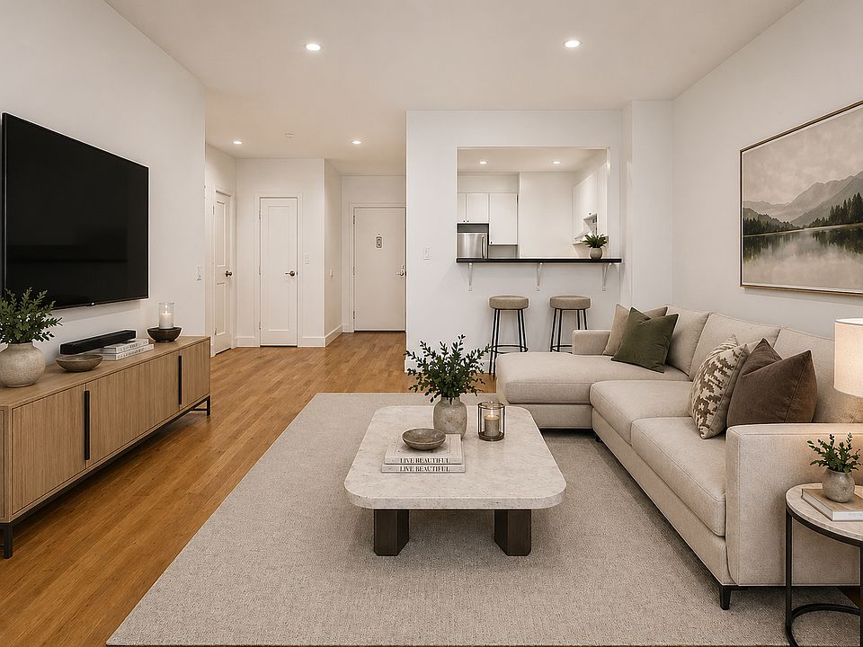 1st image of 213 E 37th St #4L