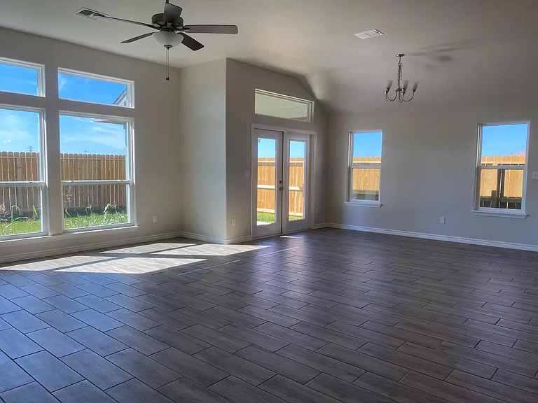 7301 Repcon Dr — Photo 3
