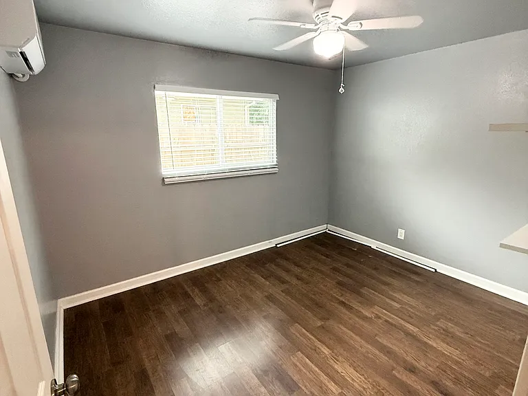 3209 Sharon Ave — Photo 18