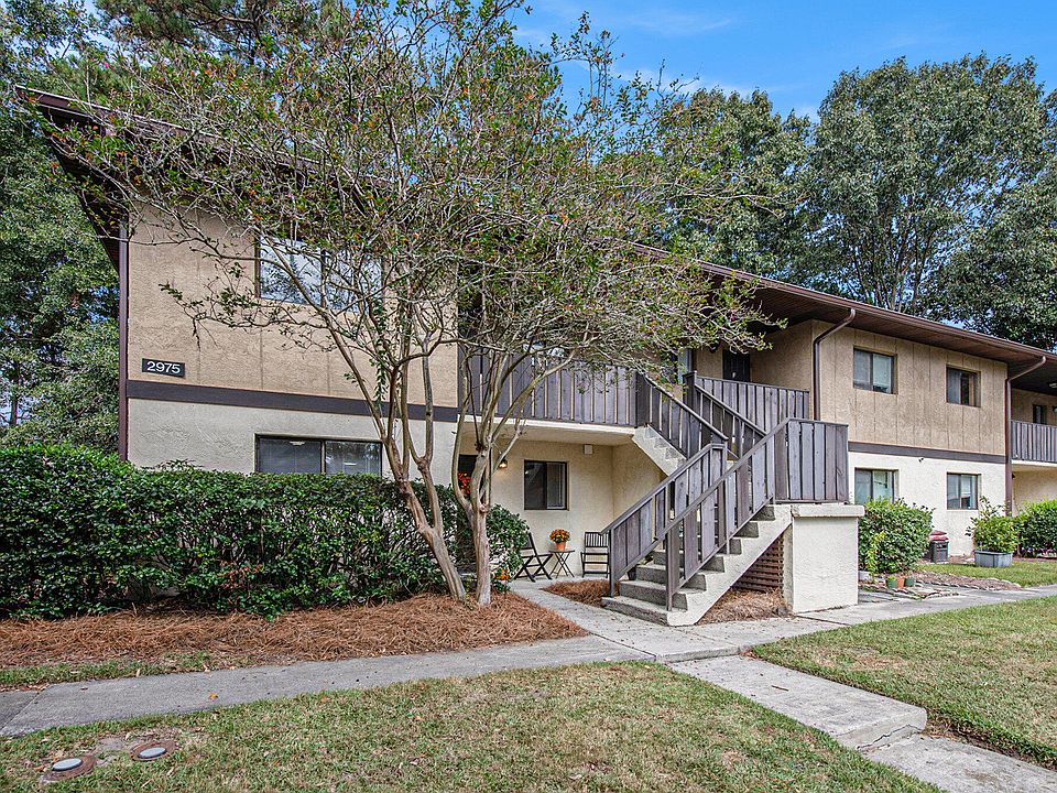 1st image of 2975 Dove Haven Ct APT A