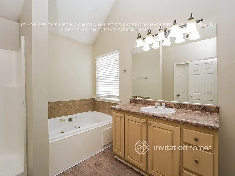 1378 Persimmon Ct — Photo 13