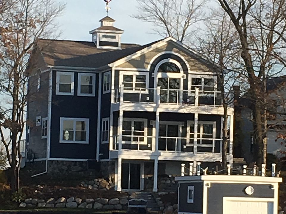 1st image of 540 Longpointe Dr