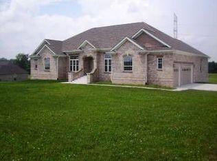 8350 Haggard Dr, Martinsville, IN 46151