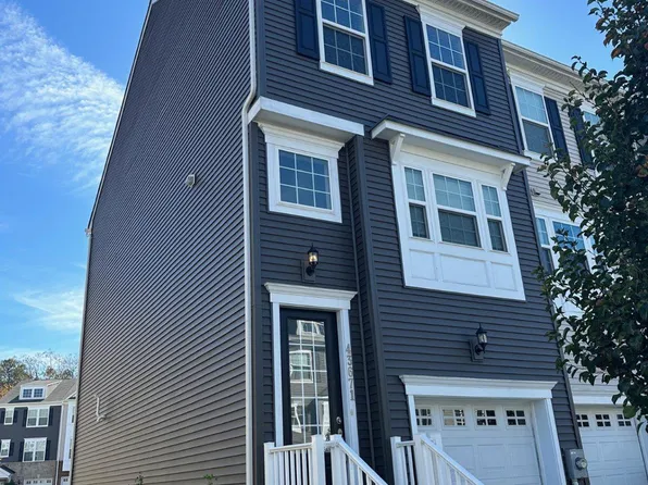 43671 Winterberry Way, California, MD 20619