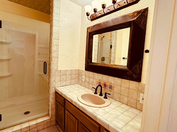 2nd image of 710-718 S La Luna Ave #712