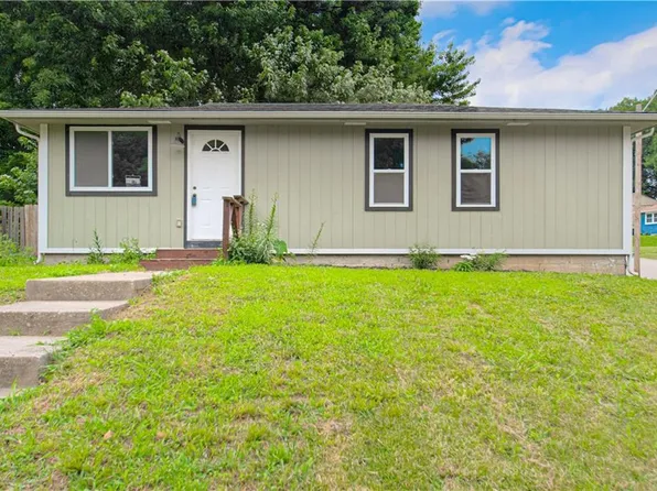 4512 N Tracy Ave, Kansas City, MO 64116