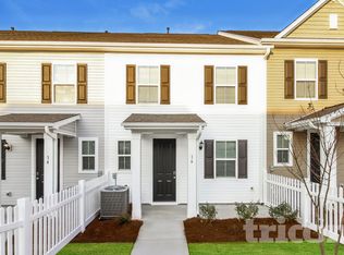 16 Lapwing Aly, Simpsonville, SC 29681