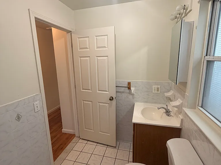 156 Johnson Ave — Photo 23