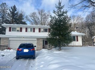 504 Chestnut St, North Syracuse, NY