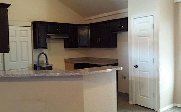 4th image of 3632 Blue Palm Pl