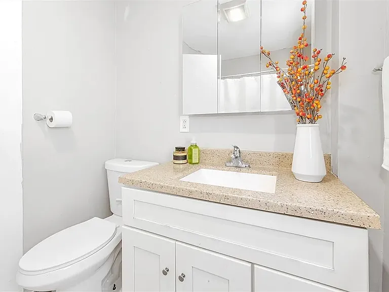 6 Priesing St #1 — Photo 22